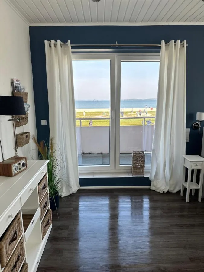 Frühstück mit Förde-Blick im Hotel Ostsee-Anker